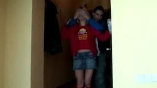 Des jeunes pour une partouze